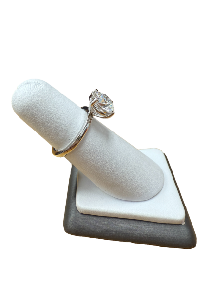 14kw Round 3.03Ct Lab Grown Solitaire Ring