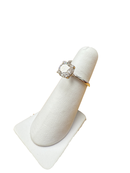 14kw Round 3.03Ct Lab Grown Solitaire Ring