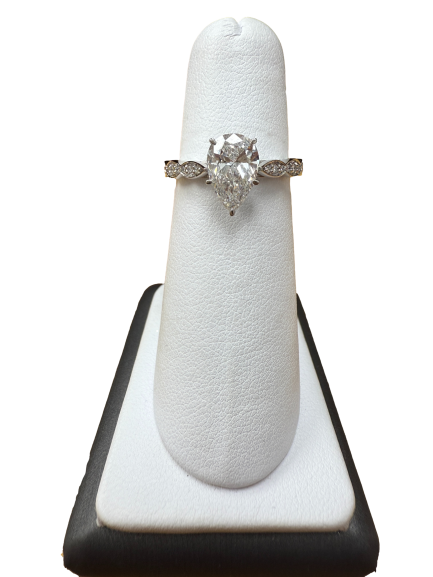 Pear-Shaped 1.74ct Lab Grown Diamond Wedding Ring
