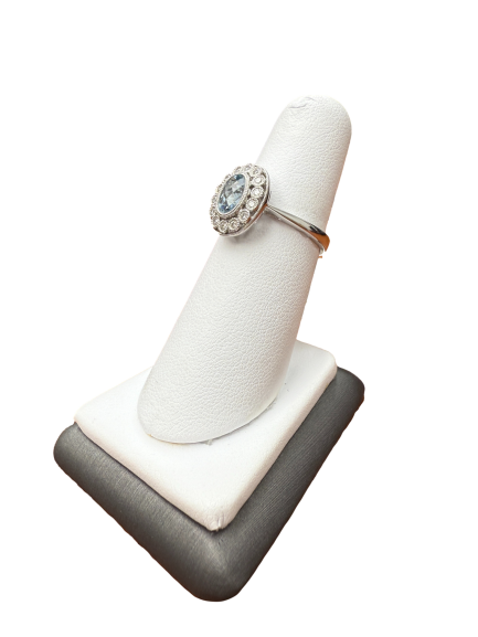 Oval Aqua marine Ring