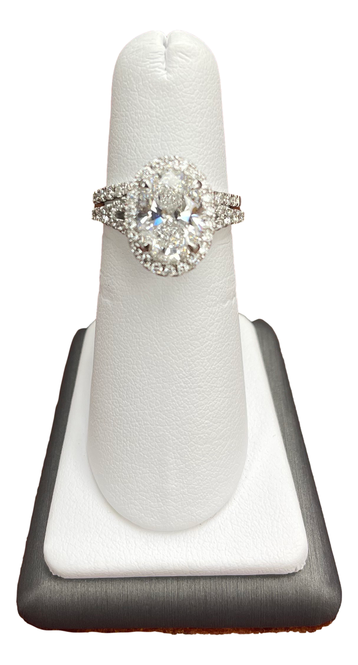 Oval Stone wedding set