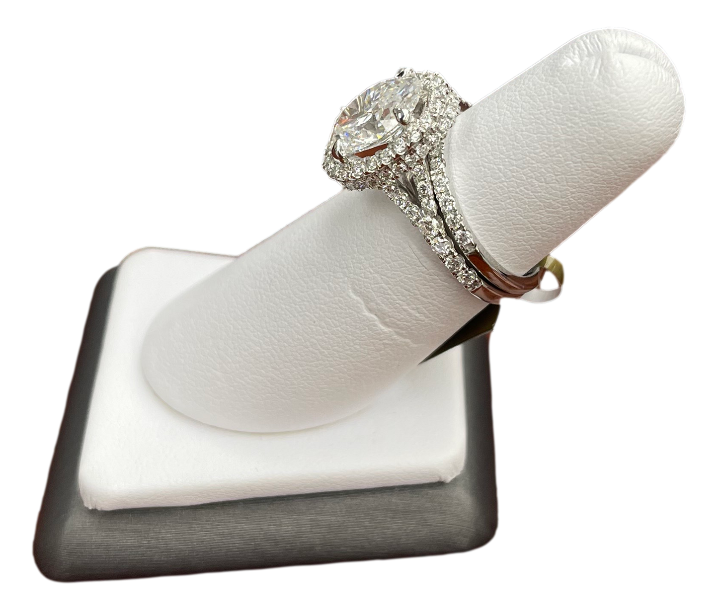Oval Stone wedding set