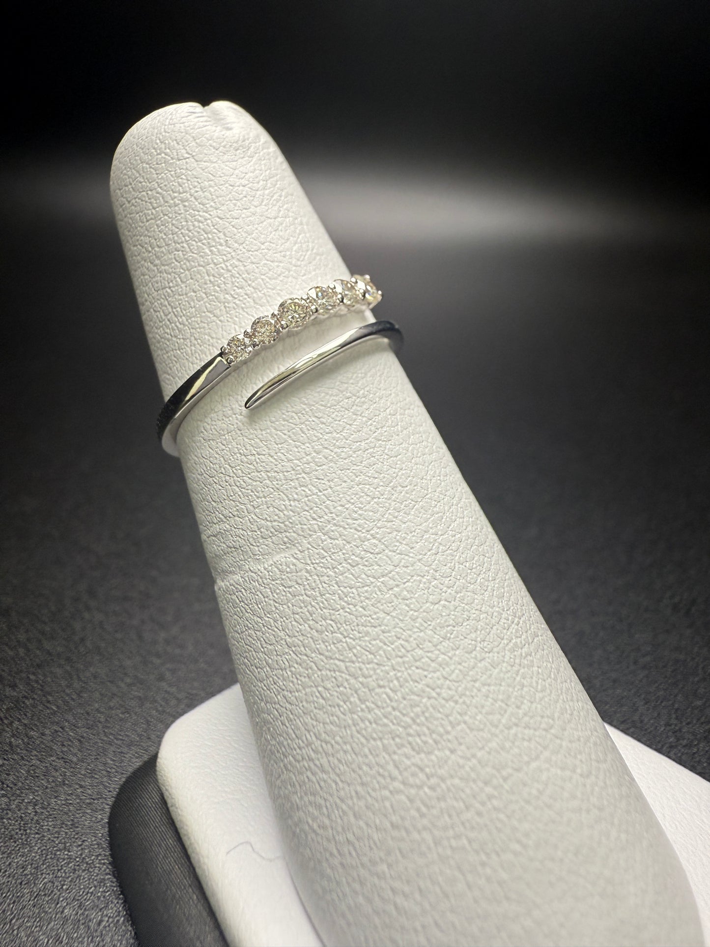 6 Stone Diamond Ring