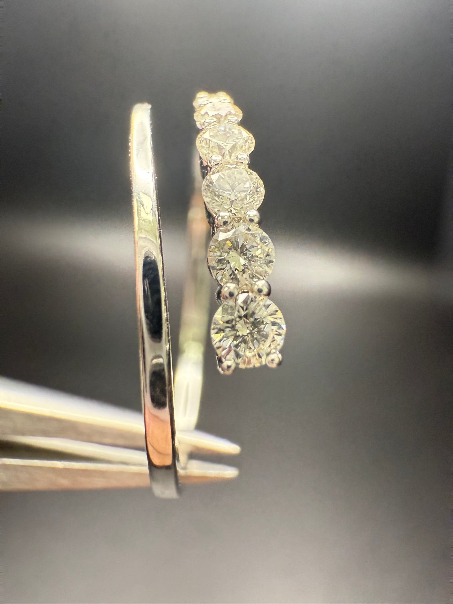 6 Stone Diamond Ring