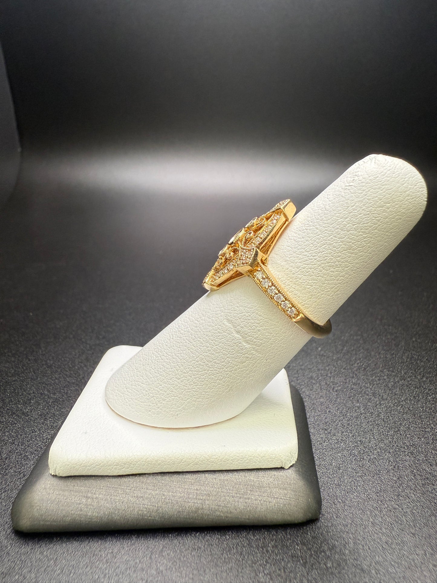 Royal Diamond Ring