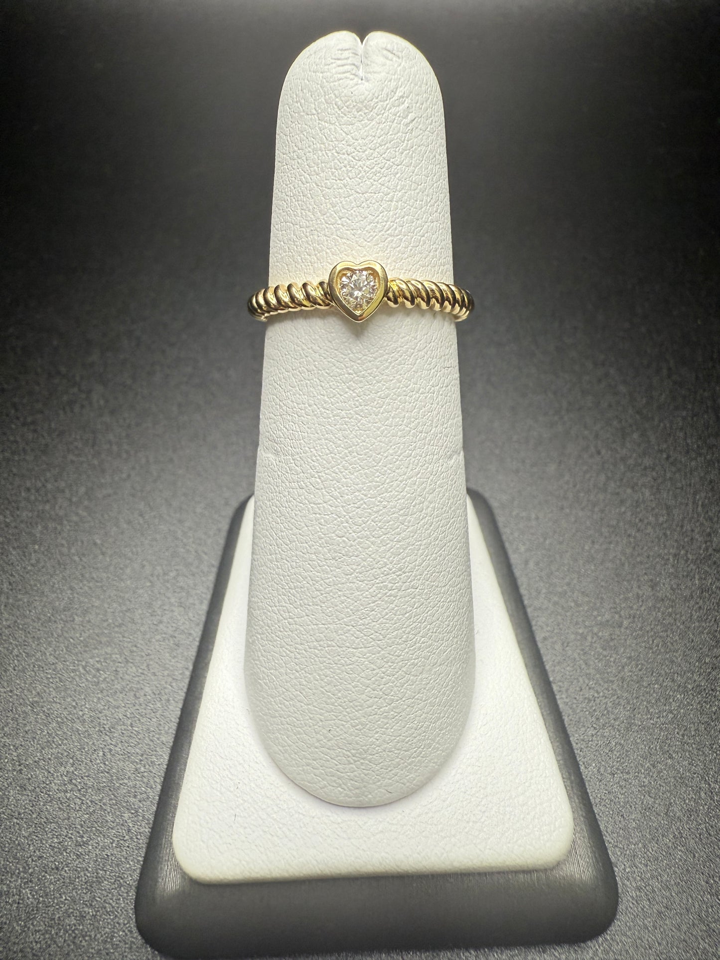 Heart Ring W/ Round Diamond